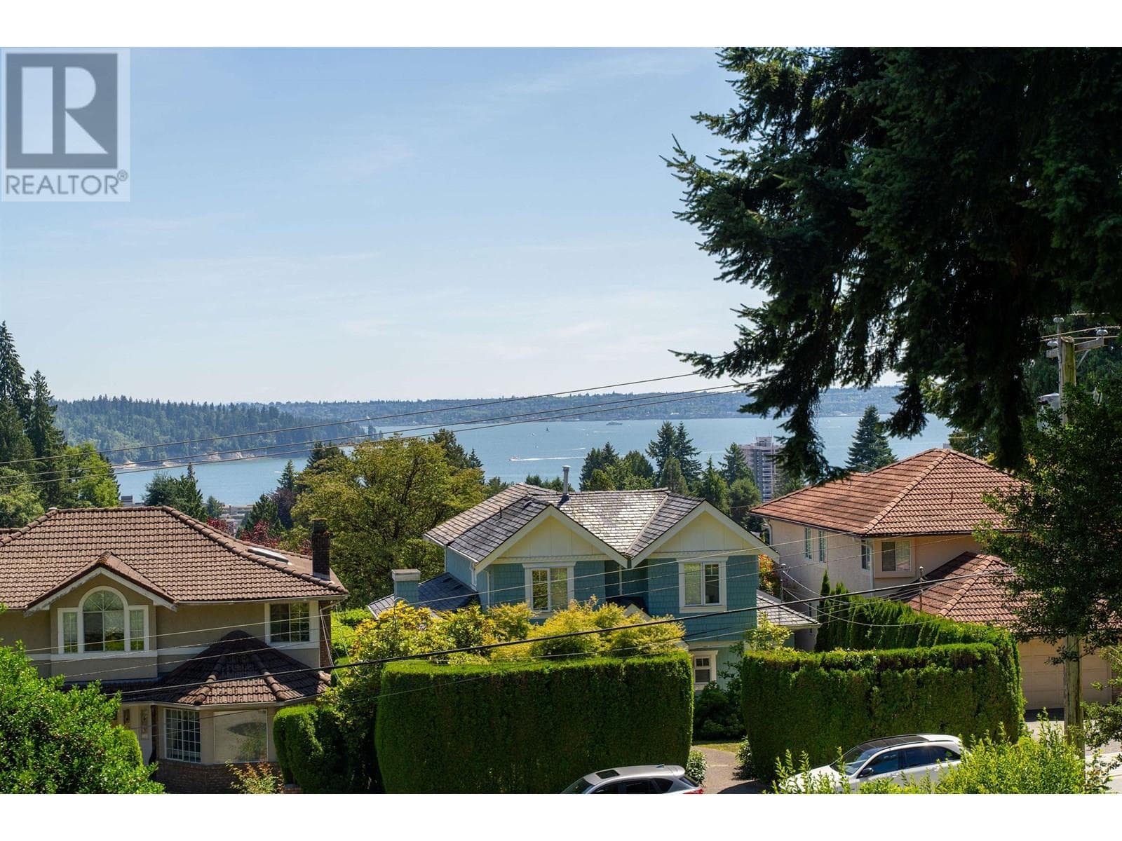 1371 Mathers Avenue, West Vancouver: photo 1 of 38