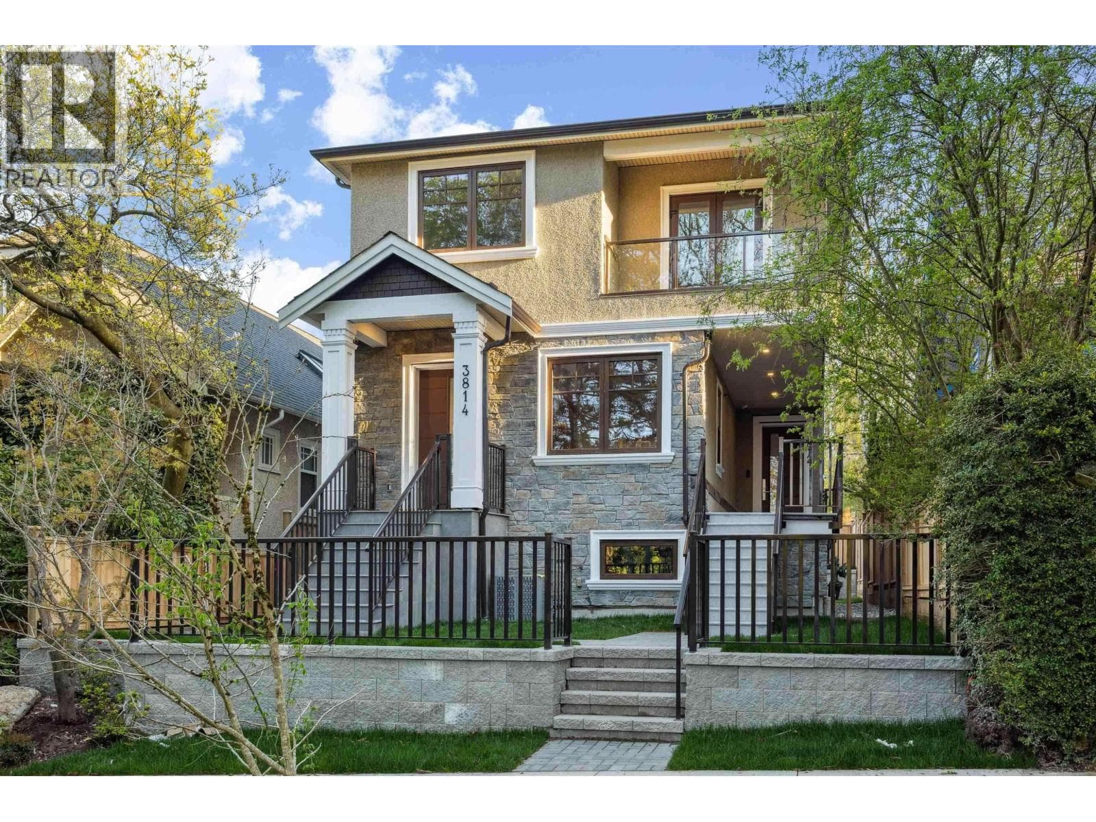 3812 W 15th Avenue, Vancouver: photo 1 of 12