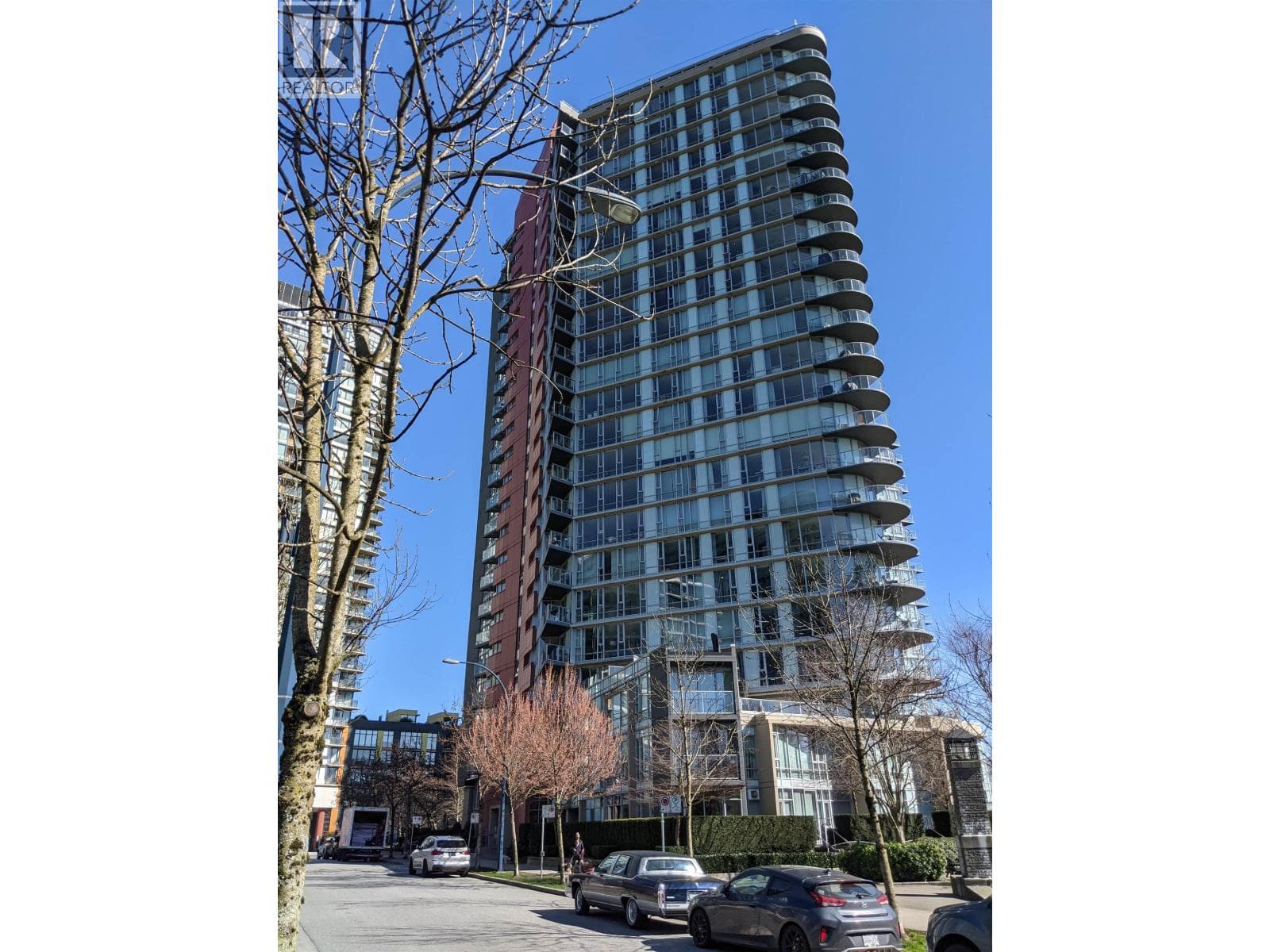 2305 918 Cooperage Way, Vancouver: photo 1 of 24