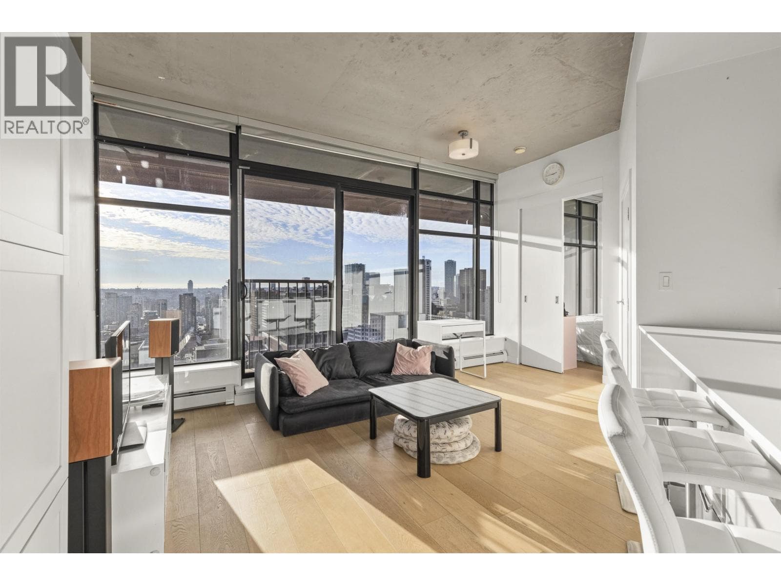 4108 128 W Cordova Street, Vancouver: photo 1 of 27