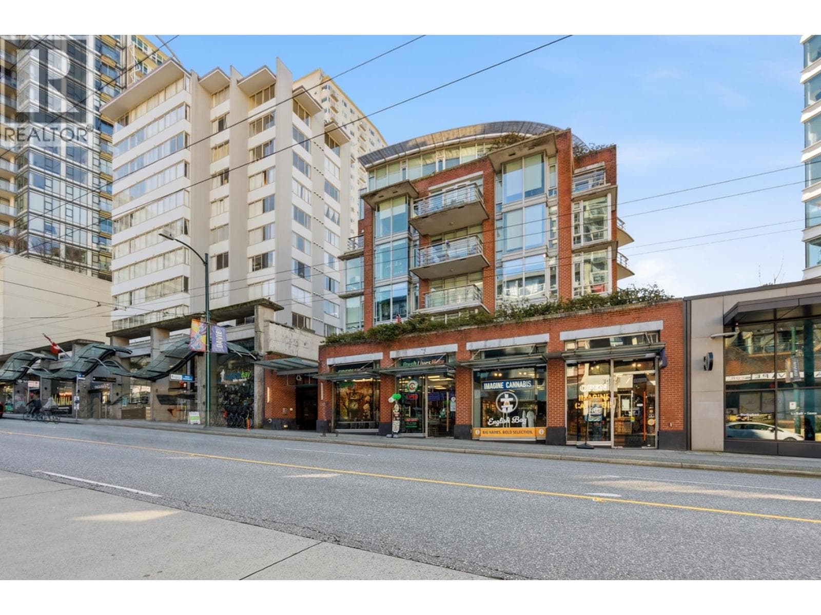 301 1762 Davie Street, Vancouver: photo 1 of 31