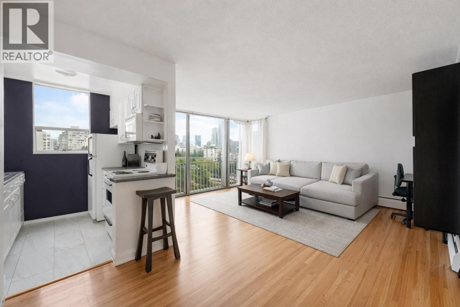 906 1250 Burnaby Street, Vancouver: photo 1 of 35