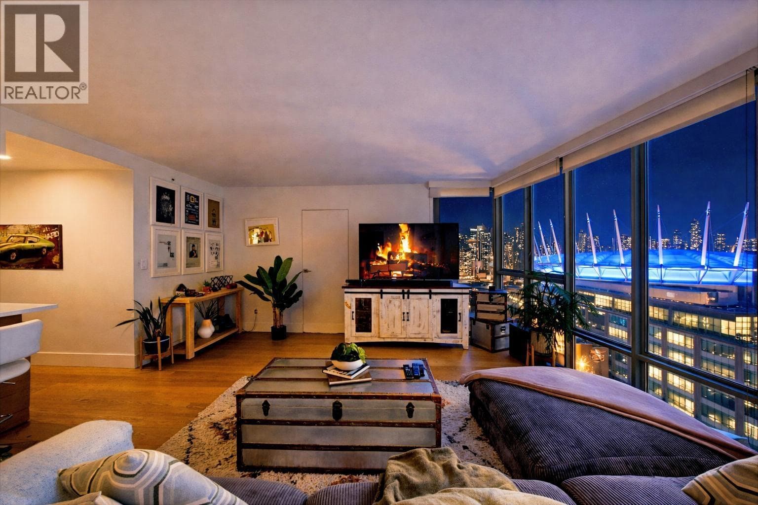 1901 930 Cambie Street, Vancouver: photo 1 of 22