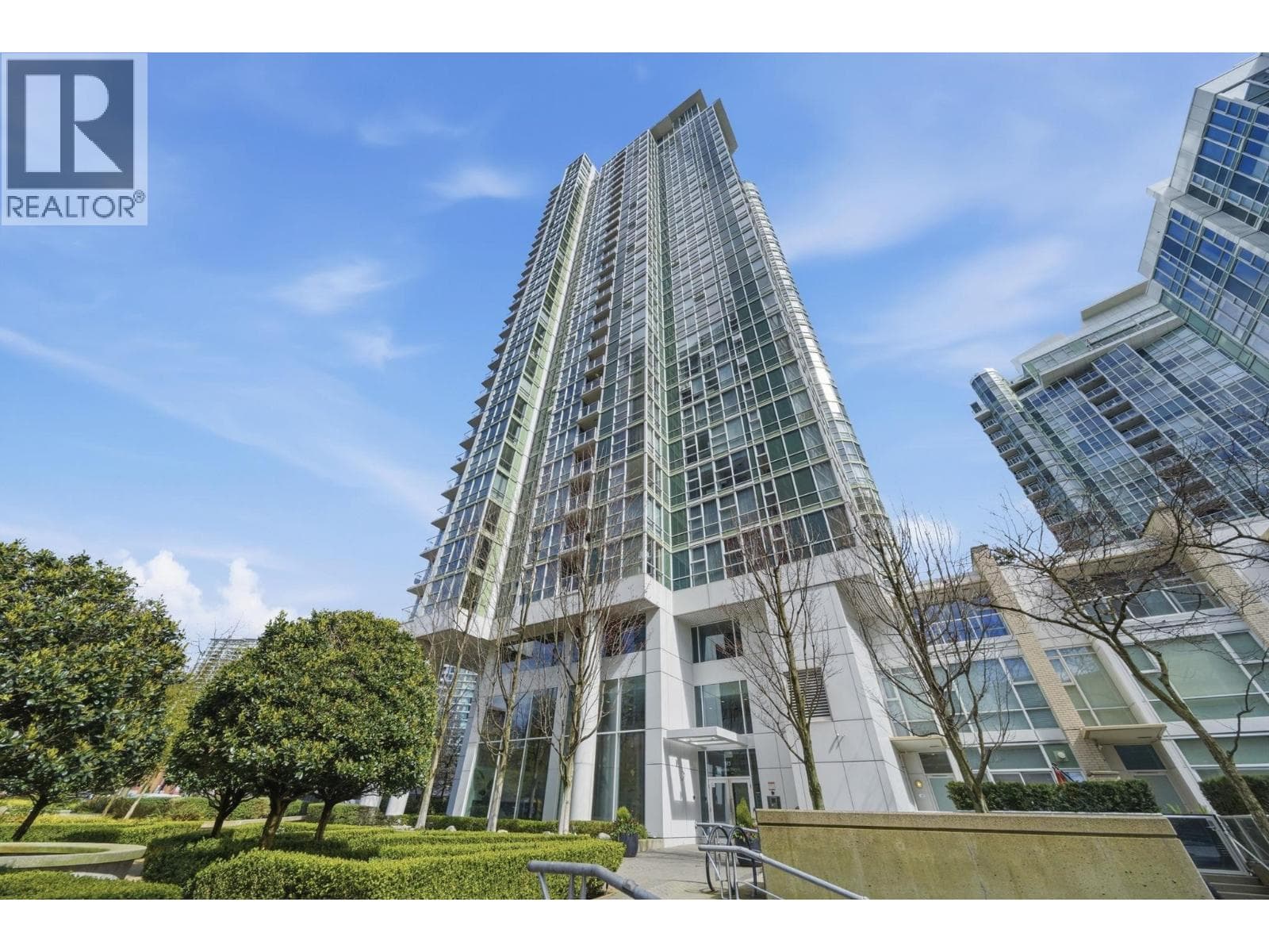1808 193 Aquarius Mews, Vancouver: photo 1 of 40