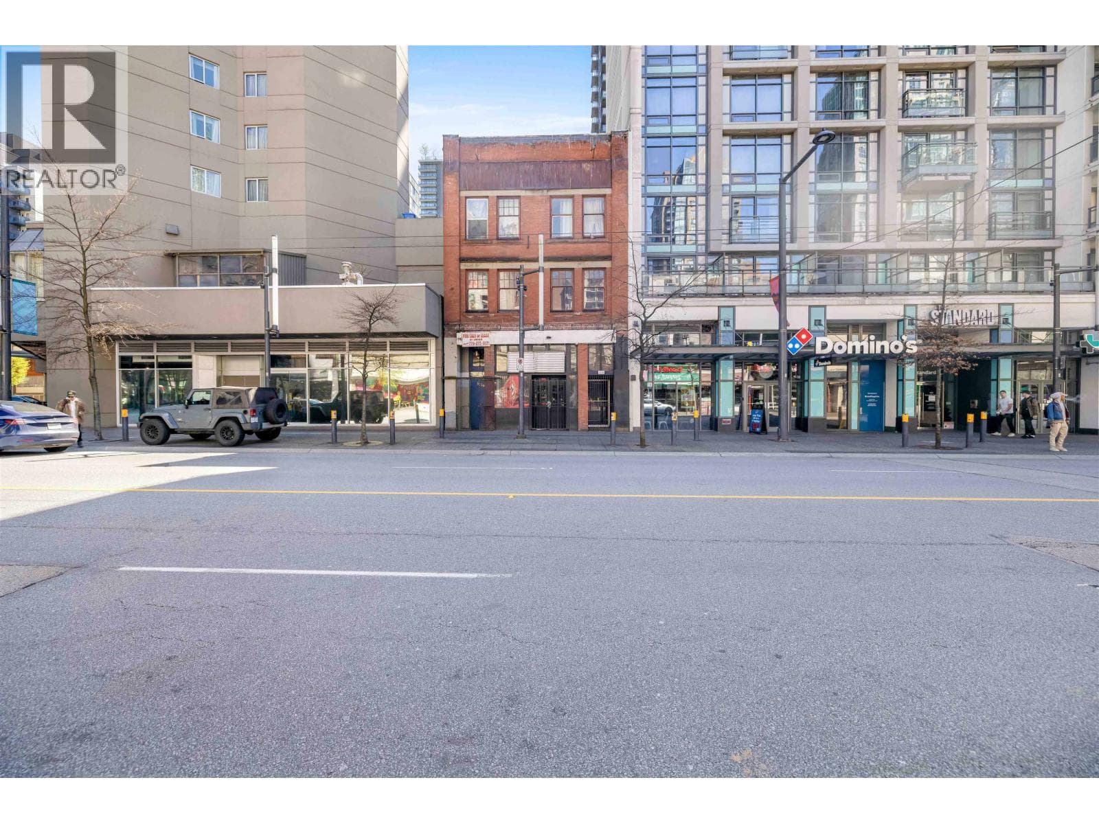 1130 Granville Street, Vancouver: photo 1 of 15