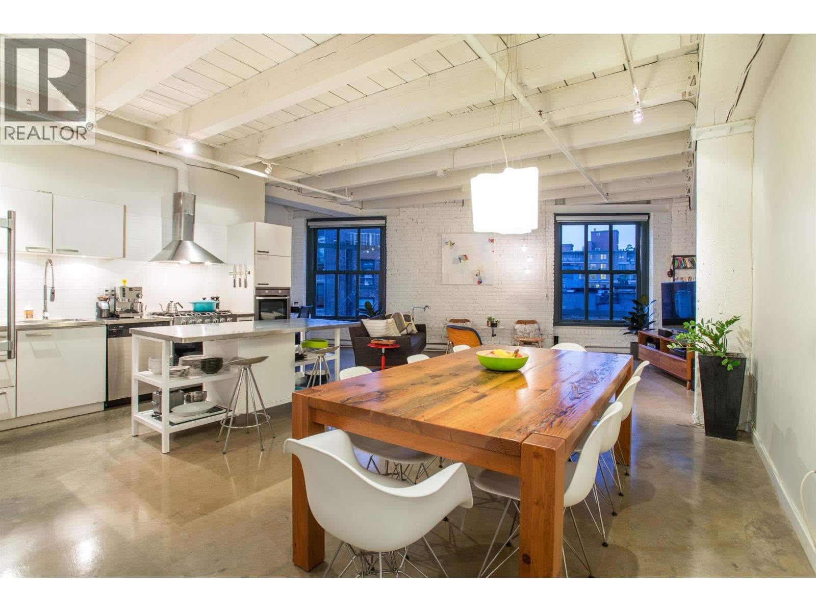 303 55 E Cordova Street, Vancouver: photo 1 of 30