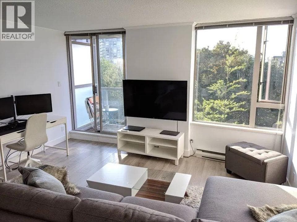 601 1277 Nelson Street, Vancouver: photo 1 of 9