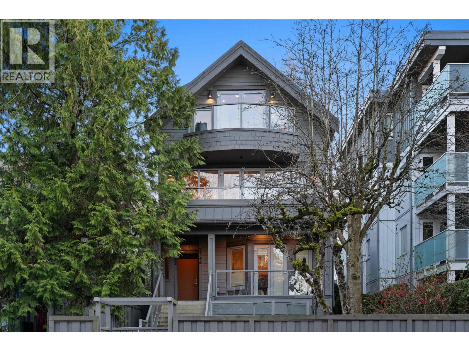 2142 W 1st Avenue, Vancouver: photo 1 of 40