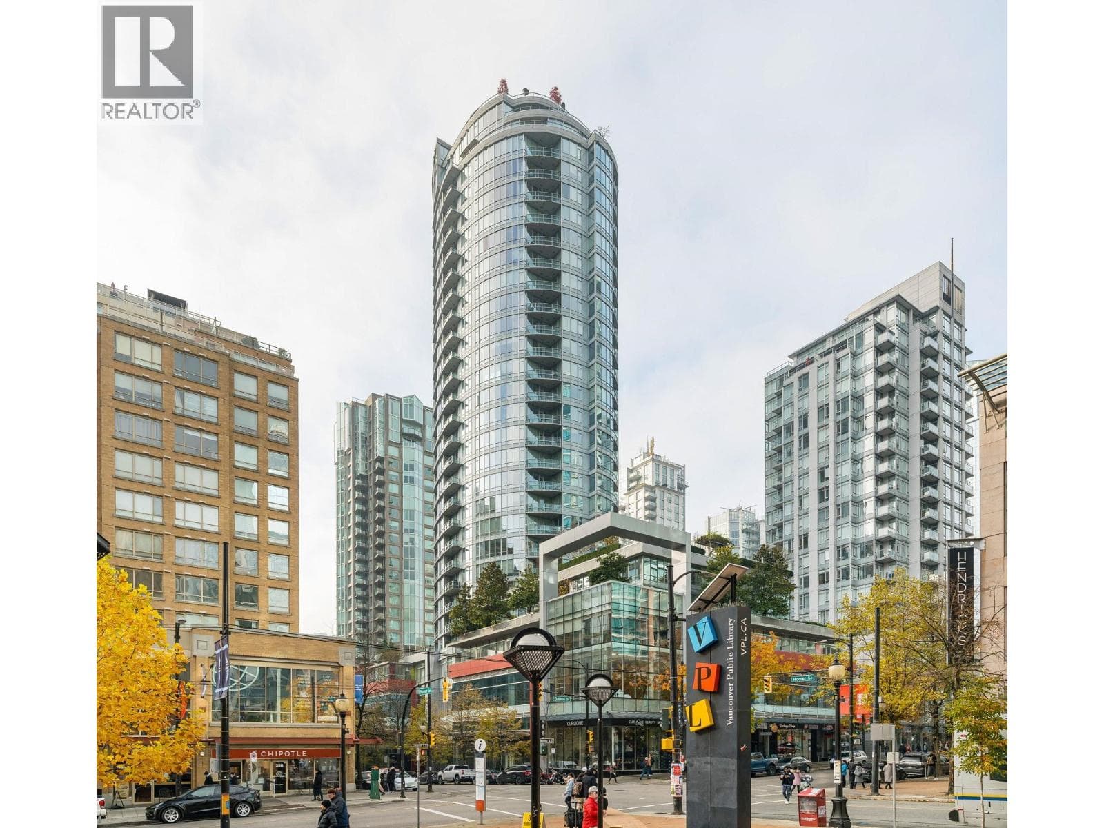 610 833 Homer Street, Vancouver: photo 1 of 18
