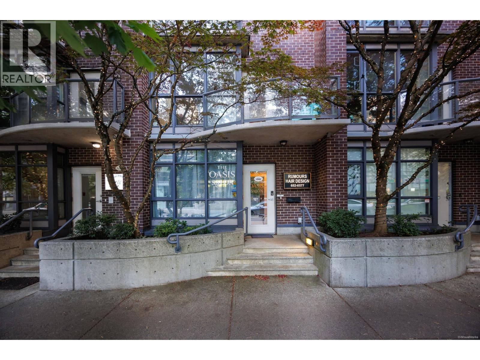 1082 Hornby Street, Vancouver: photo 1 of 21
