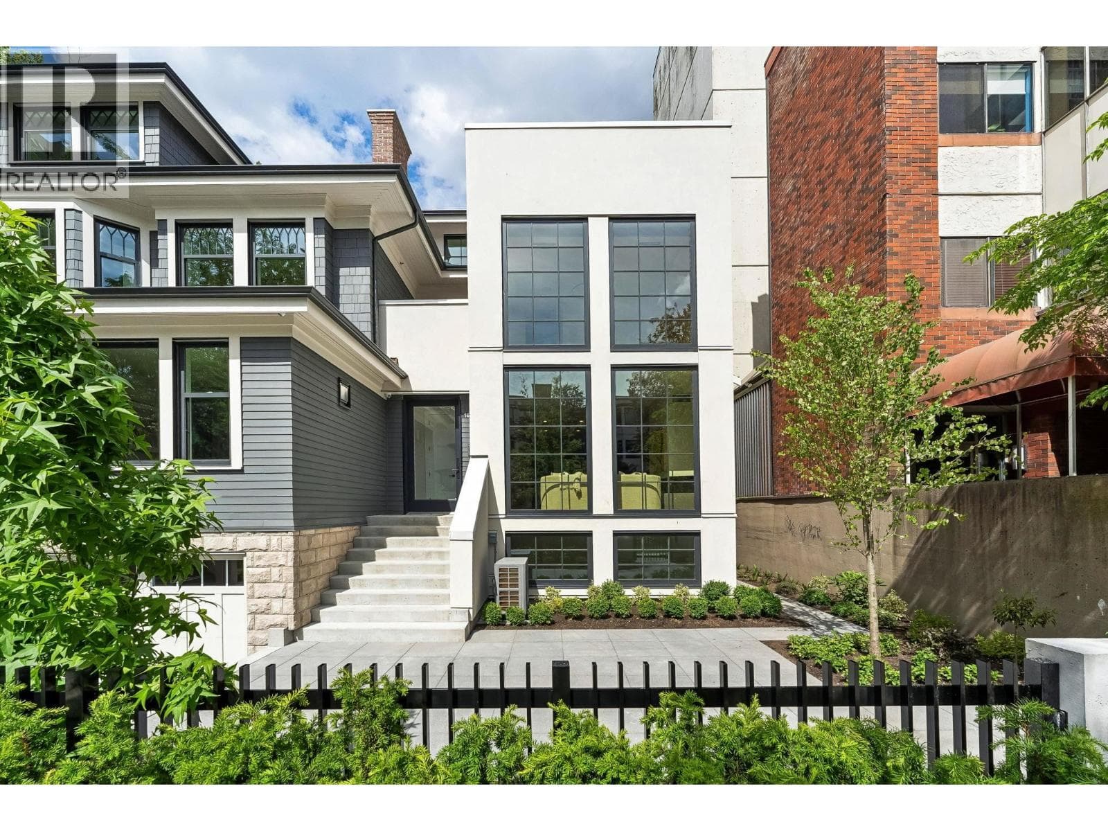1683 Nelson Street, Vancouver: photo 1 of 40