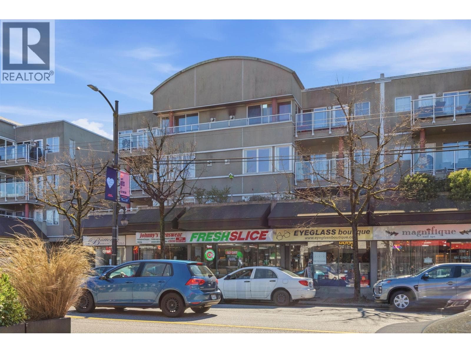 211 3250 W Broadway, Vancouver: photo 1 of 39