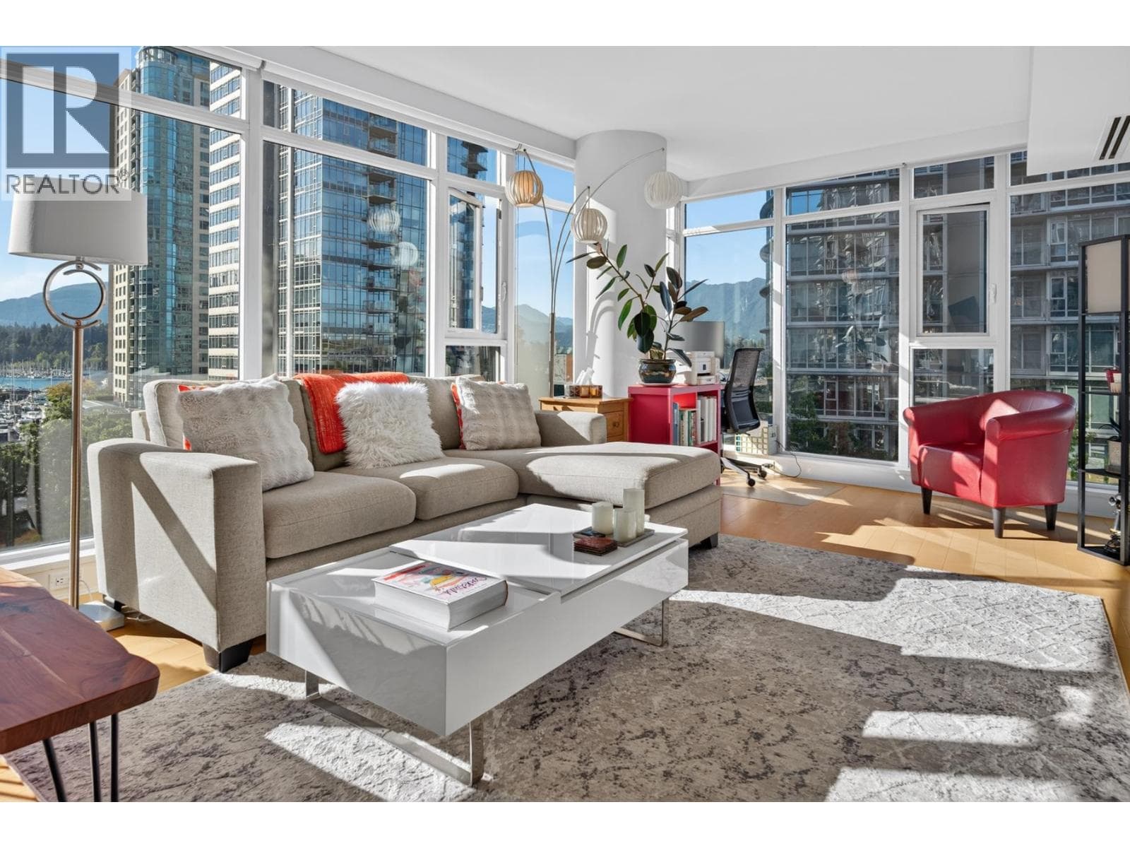 702 1205 W Hastings Street, Vancouver: photo 1 of 40