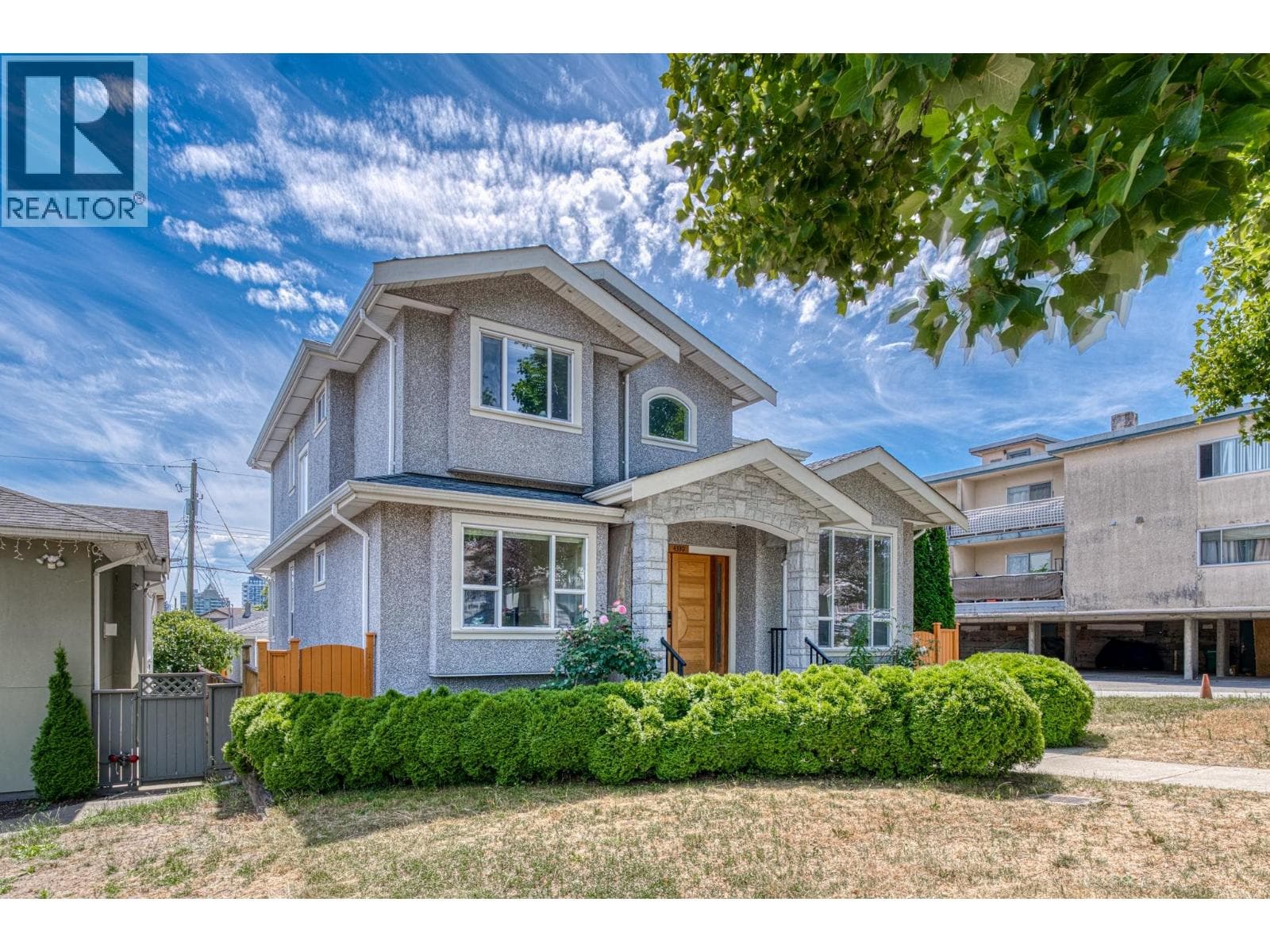 4330 William Street, Burnaby: photo 1 of 34