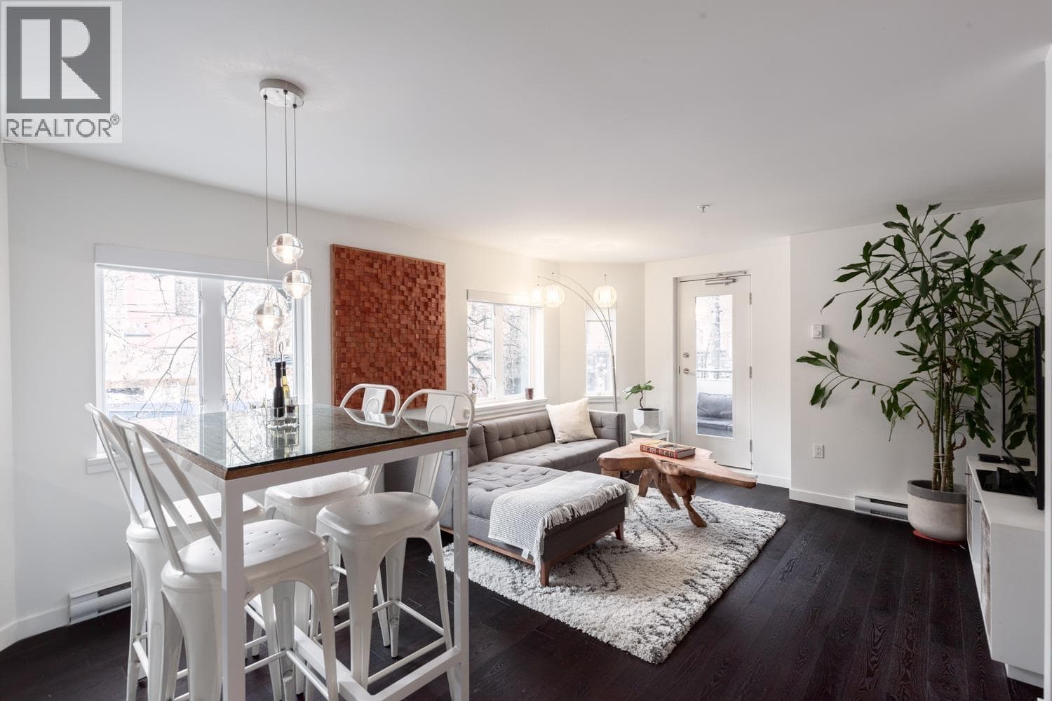 203 370 Carrall Street, Vancouver: photo 1 of 27