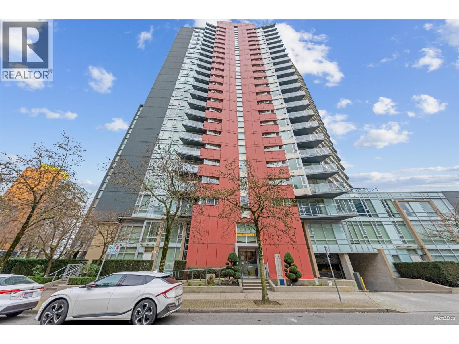 2705 918 Cooperage Way, Vancouver: photo 1 of 40