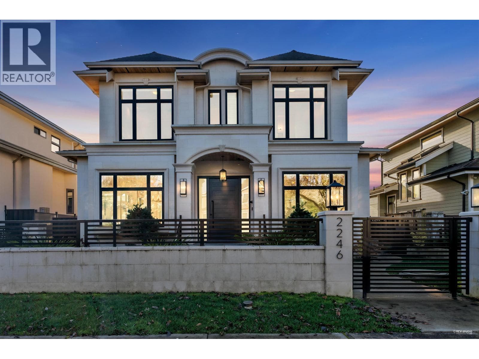 2246 W 20th Avenue, Vancouver: photo 1 of 36