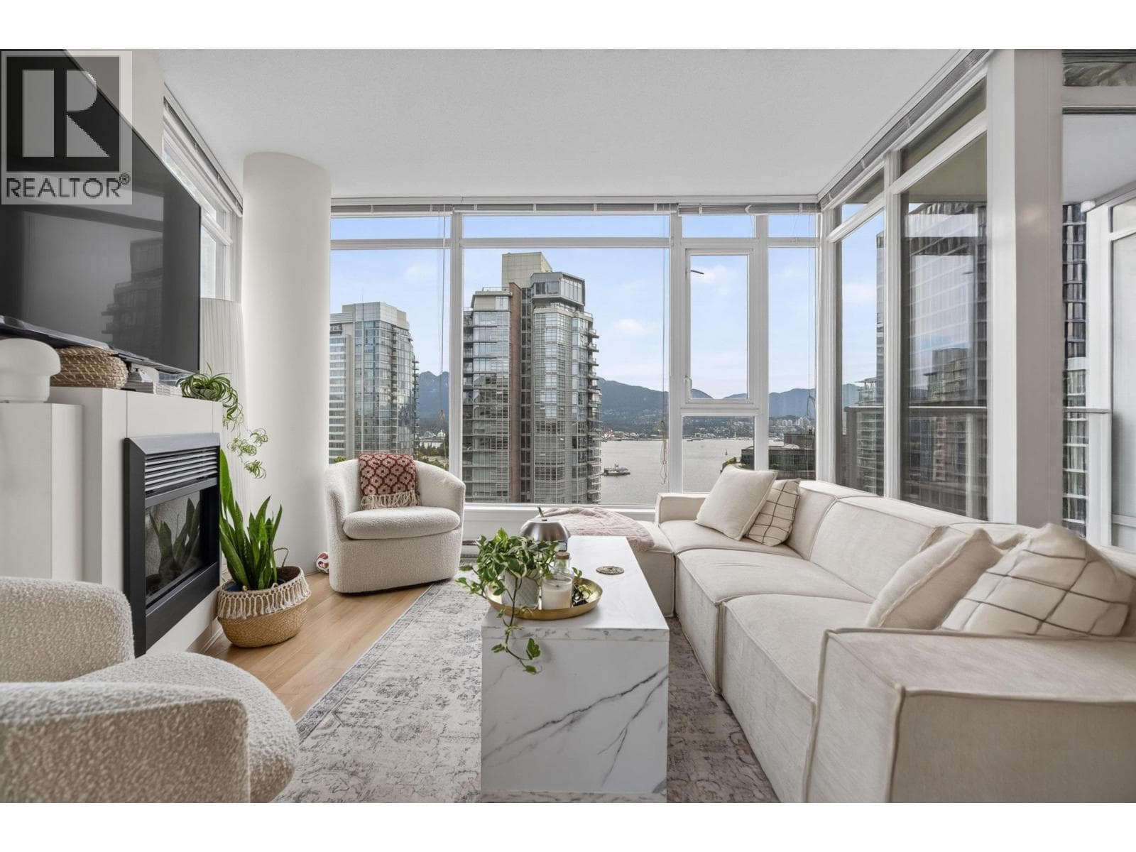 2001 1188 W Pender Street, Vancouver: photo 1 of 21