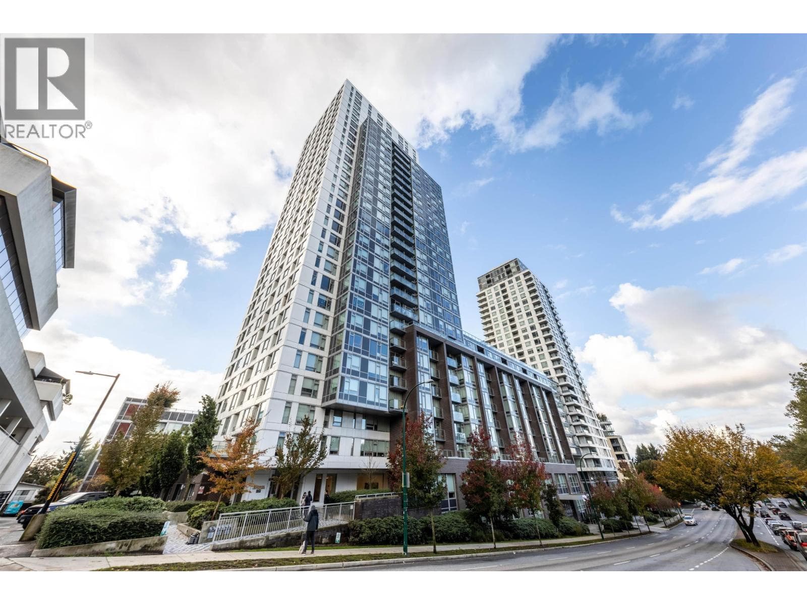 3203 5665 Boundary Road, Vancouver: photo 1 of 32