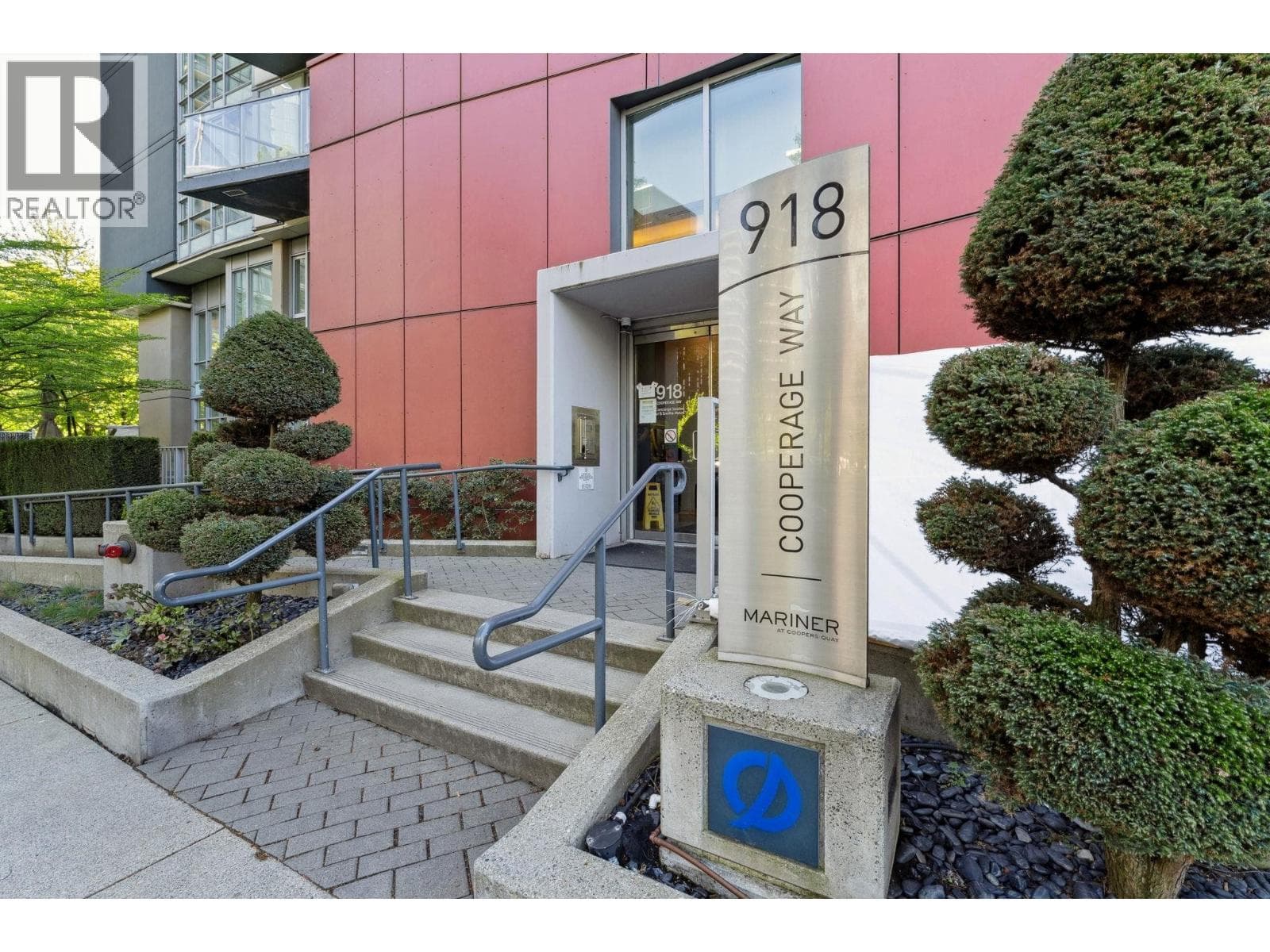 2201 918 Cooperage Way, Vancouver: photo 1 of 36