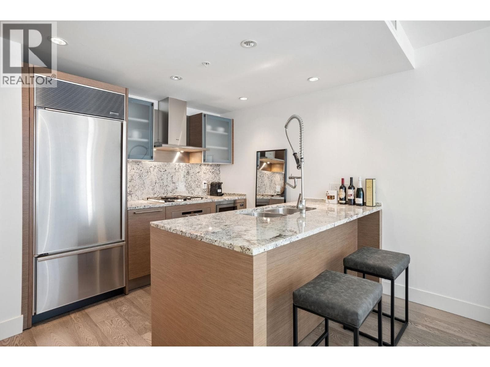 1804 1111 Alberni Street, Vancouver: photo 1 of 35