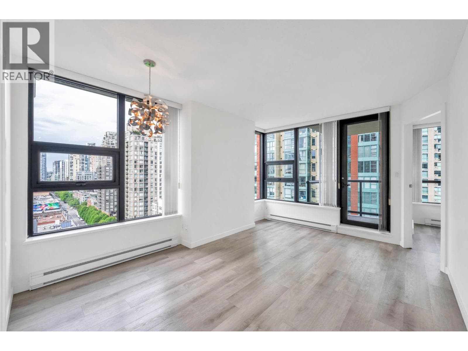 1601 928 Homer Street, Vancouver: photo 1 of 35