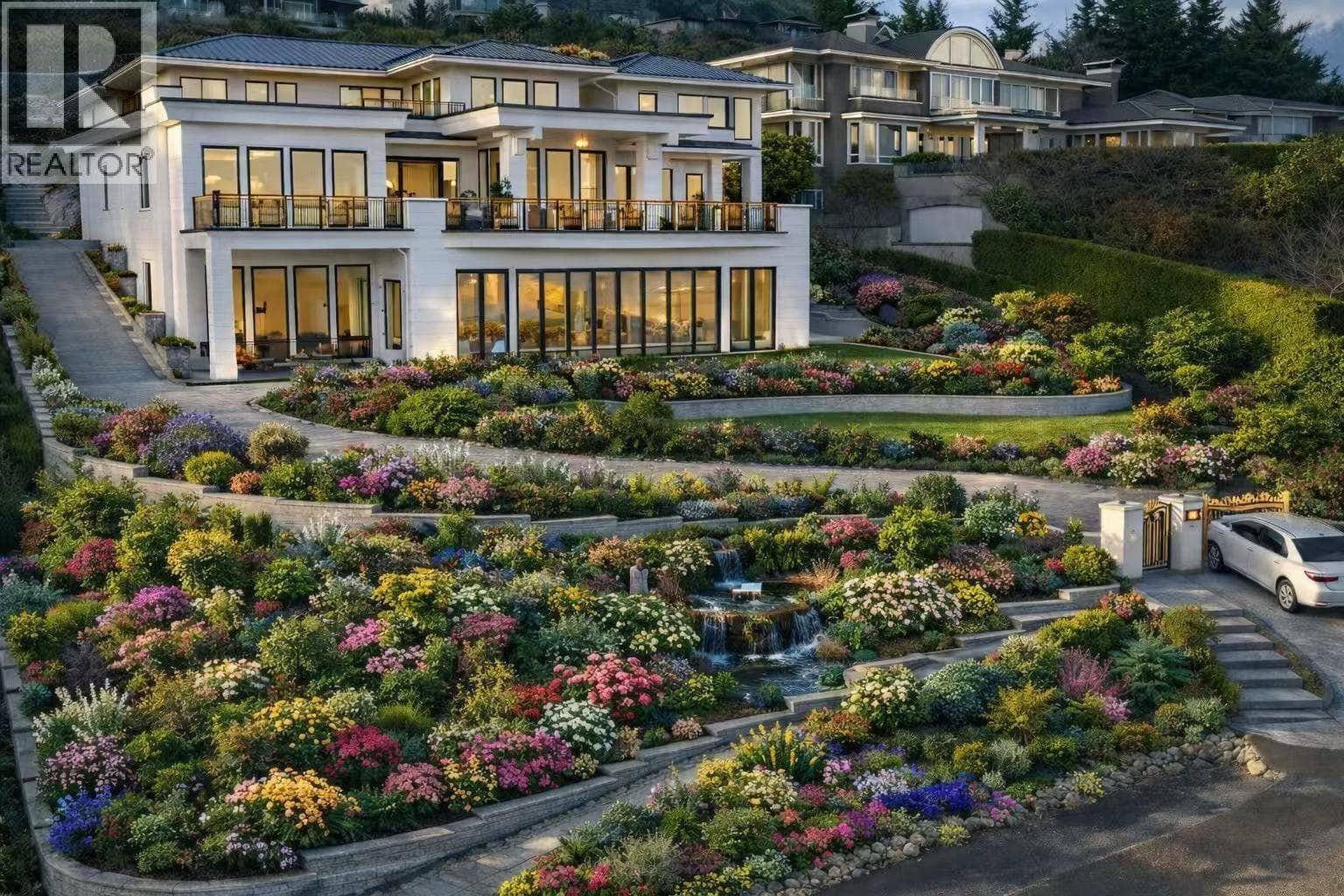 835 Farmleigh Road, West Vancouver: photo 1 of 39