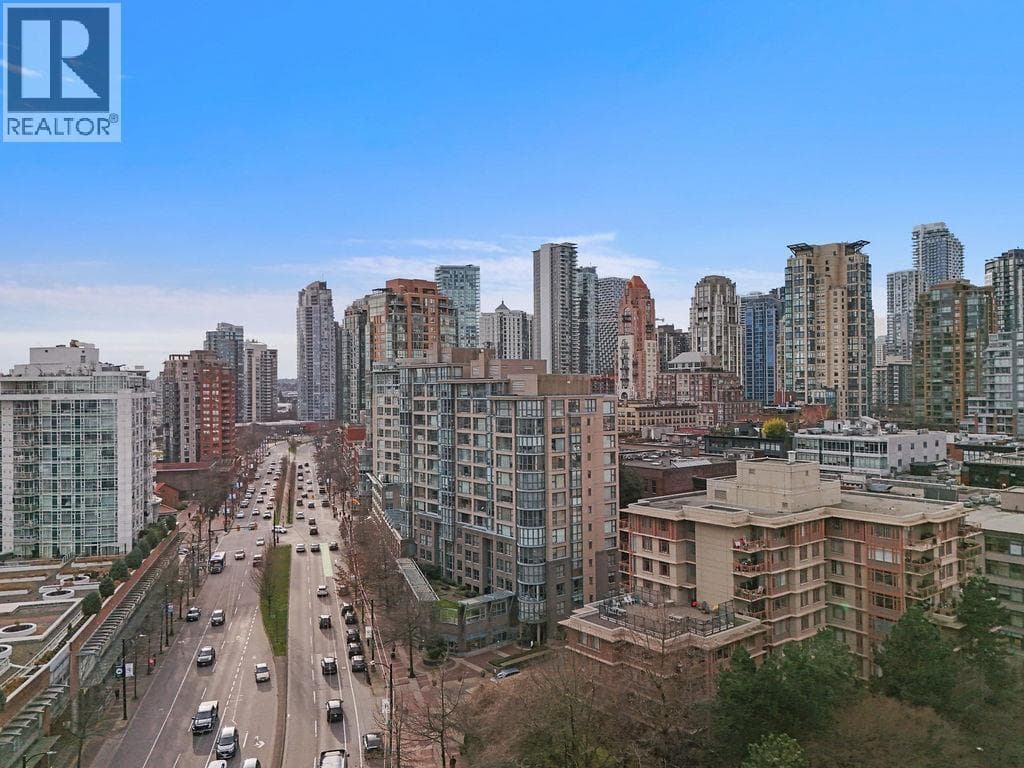 404 238 Alvin Narod Mews, Vancouver: photo 1 of 36