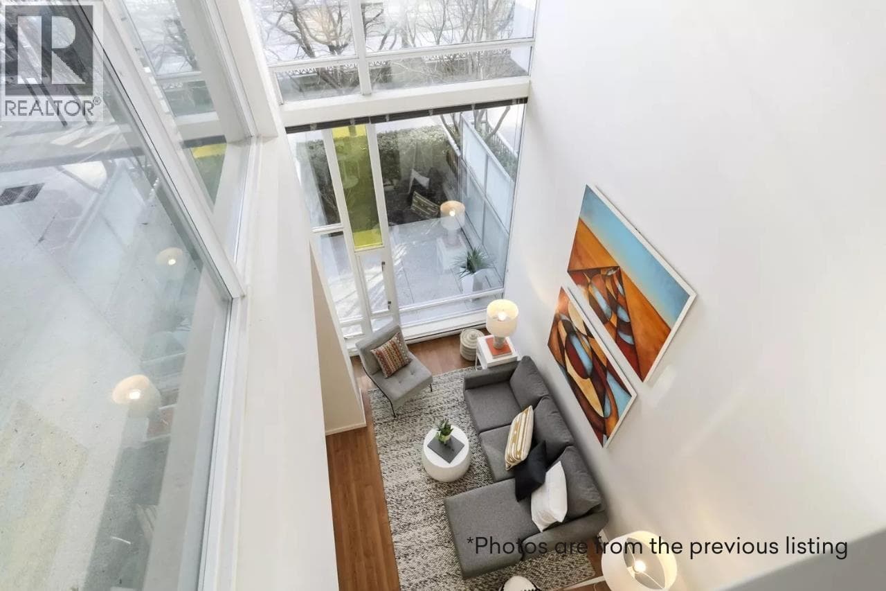 112 Dunsmuir Street, Vancouver: photo 1 of 9
