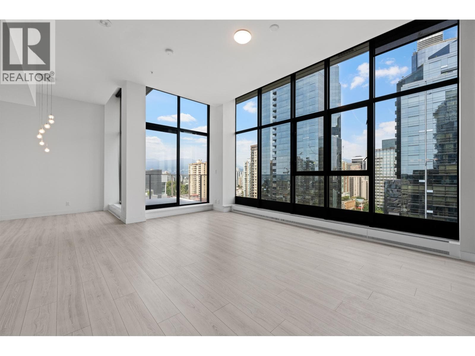 2105 1133 Hornby Street, Vancouver: photo 1 of 23