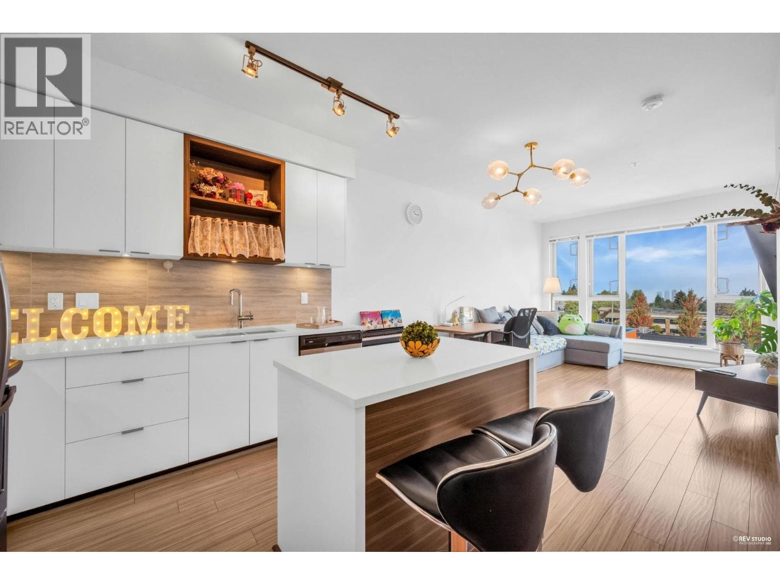 PH13 - Ph13 5355 Lane Street, Burnaby: photo 1 of 17