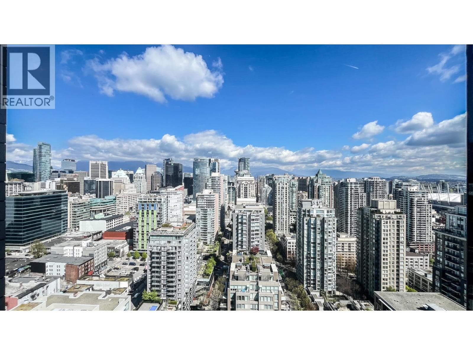 3202 1111 Richards Street, Vancouver: photo 1 of 35