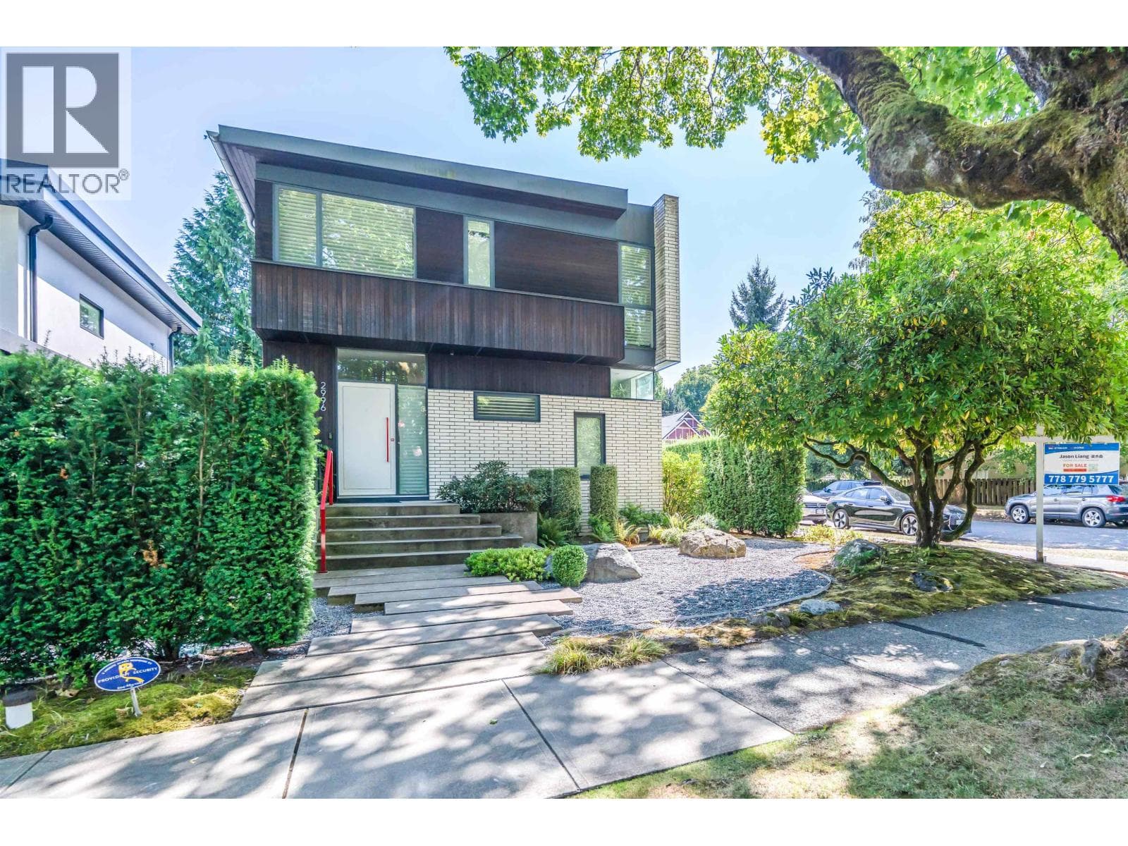 2996 W 11th Avenue, Vancouver: photo 1 of 37