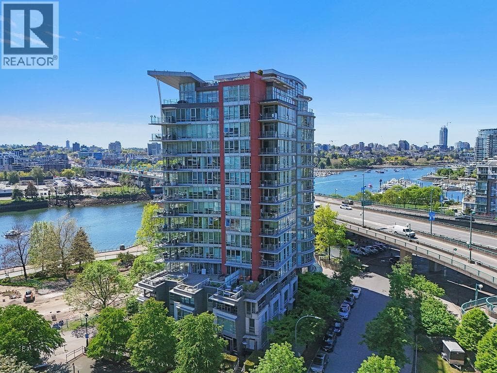 801 980 Cooperage Way, Vancouver: photo 1 of 40