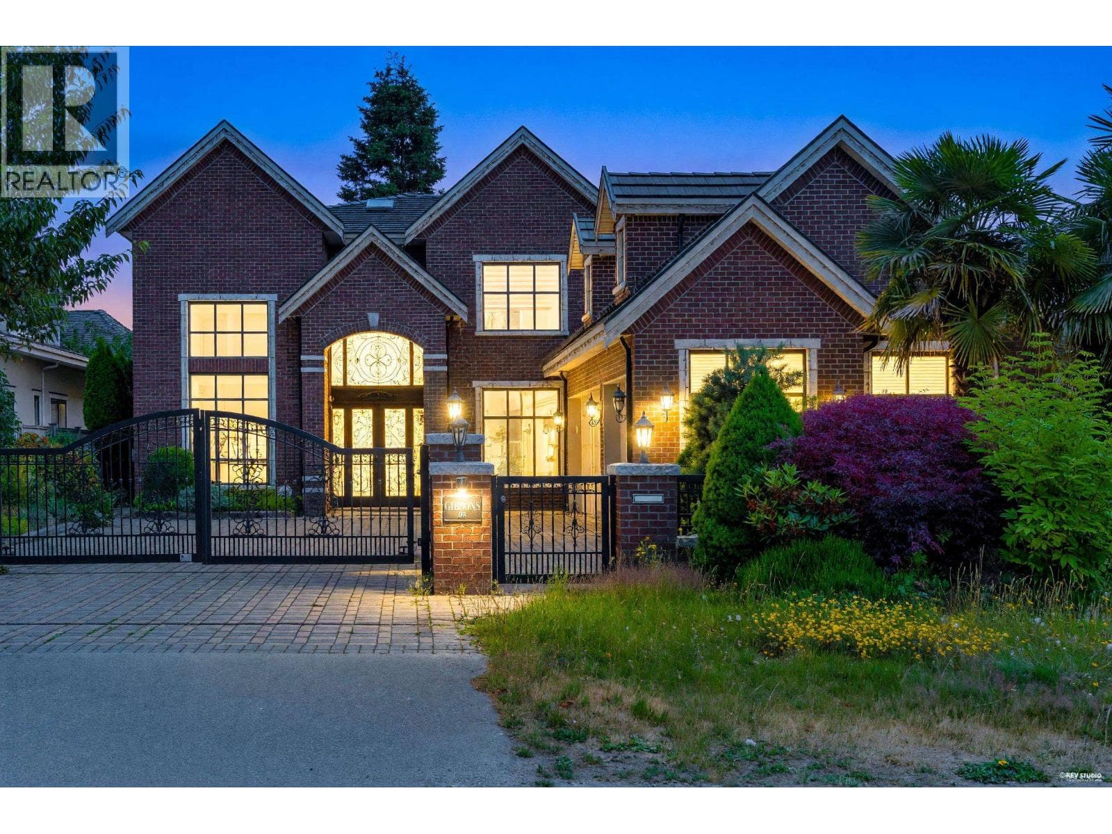 5628 Gibbons Drive, Richmond: photo 1 of 39