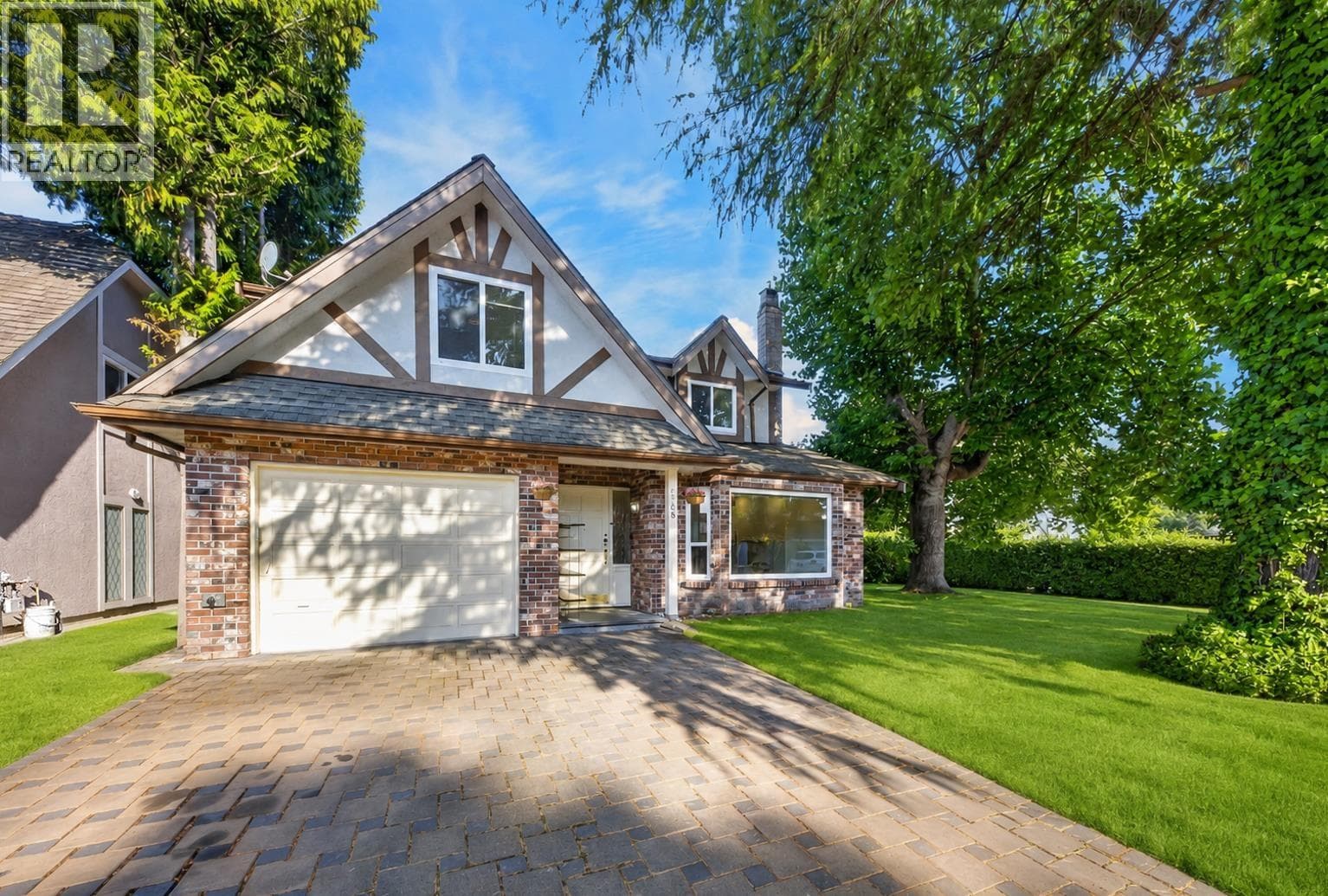 8580 Dakota Place, Richmond: photo 1 of 36