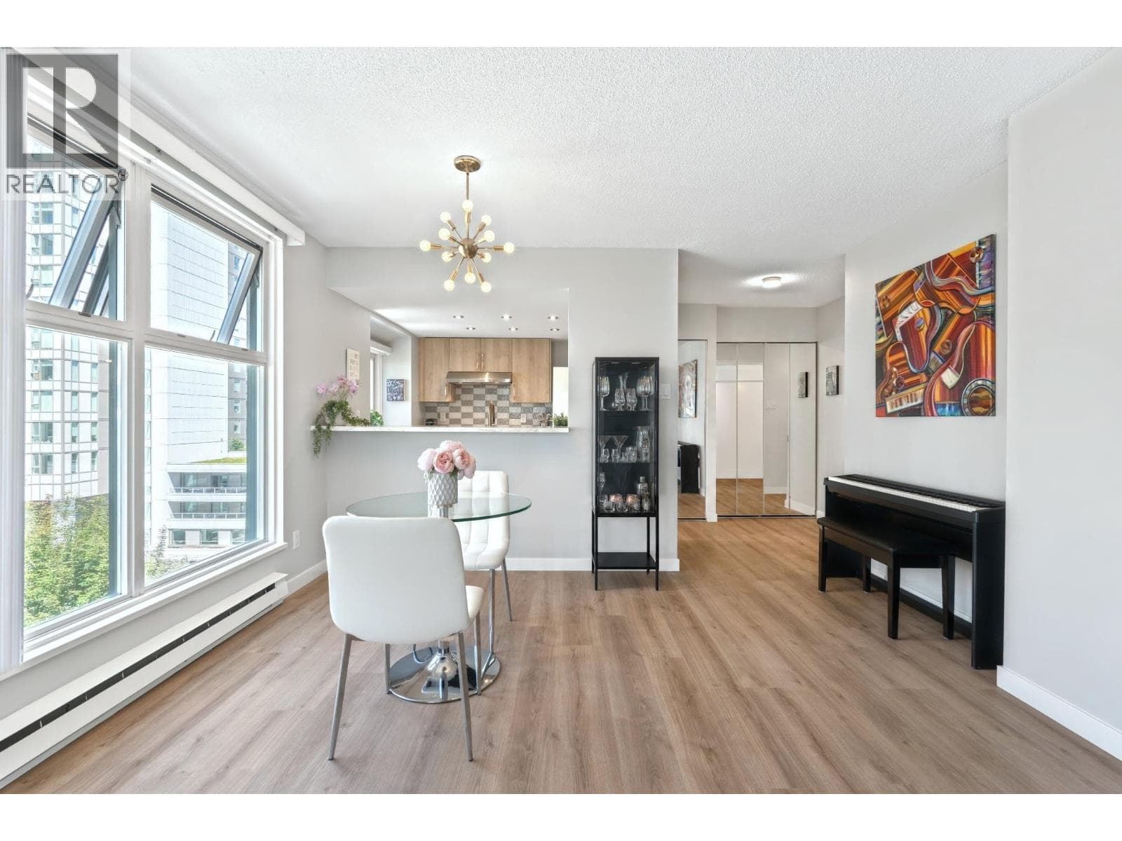 B901 1331 Homer Street, Vancouver: photo 1 of 28