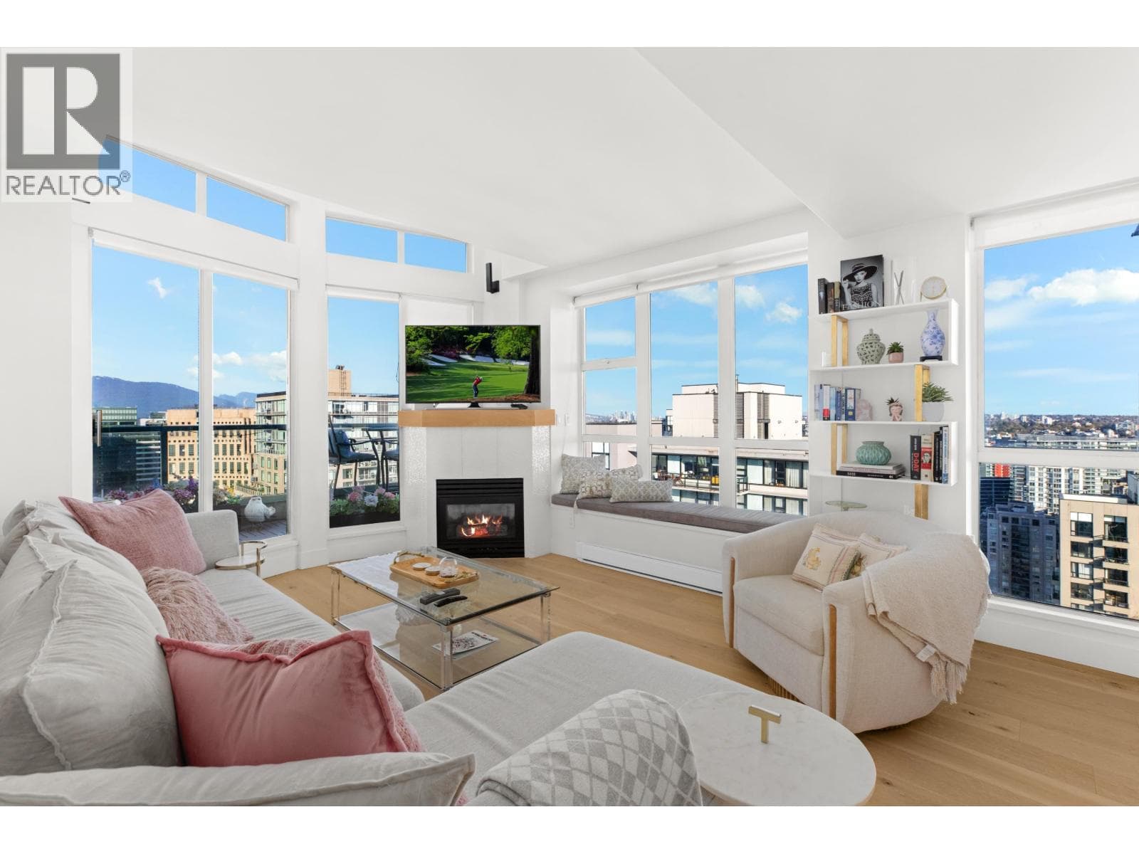 3602 939 Homer Street, Vancouver: photo 1 of 40