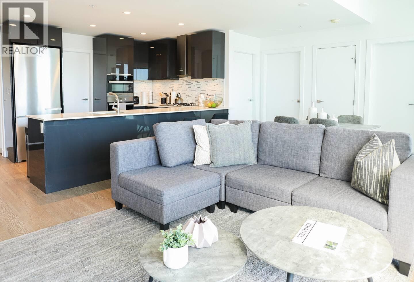 4103 1283 Howe Street, Vancouver: photo 1 of 11