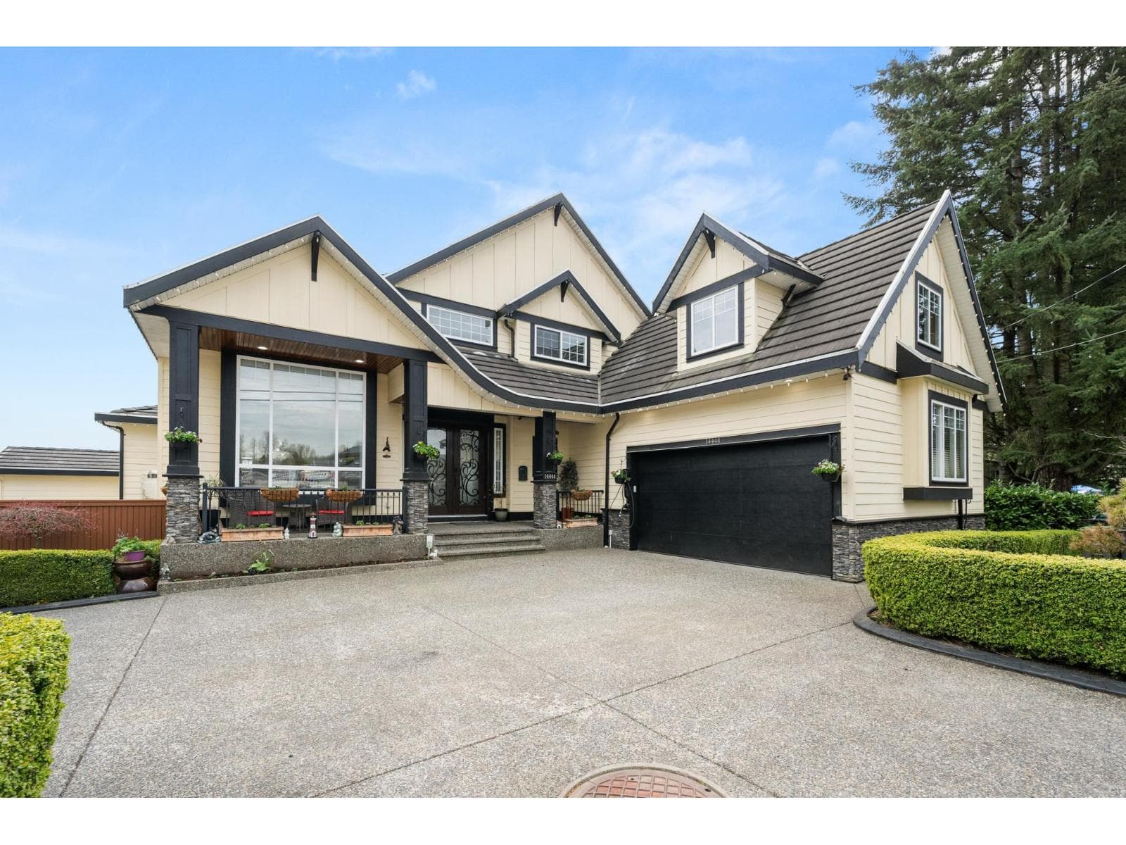 14444 82a Avenue, Surrey: photo 1 of 40