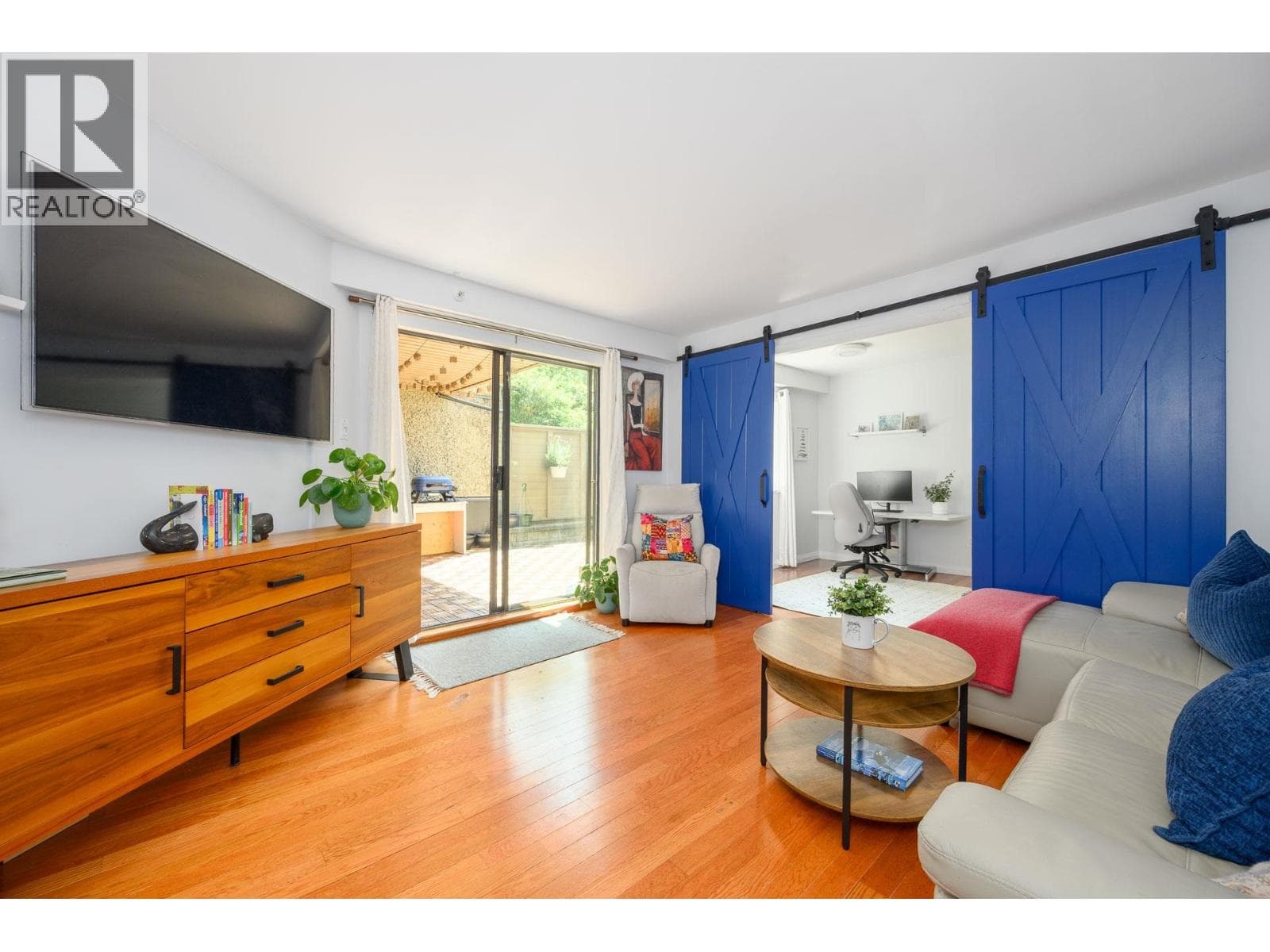 104 1500 Pendrell Street, Vancouver: photo 1 of 29