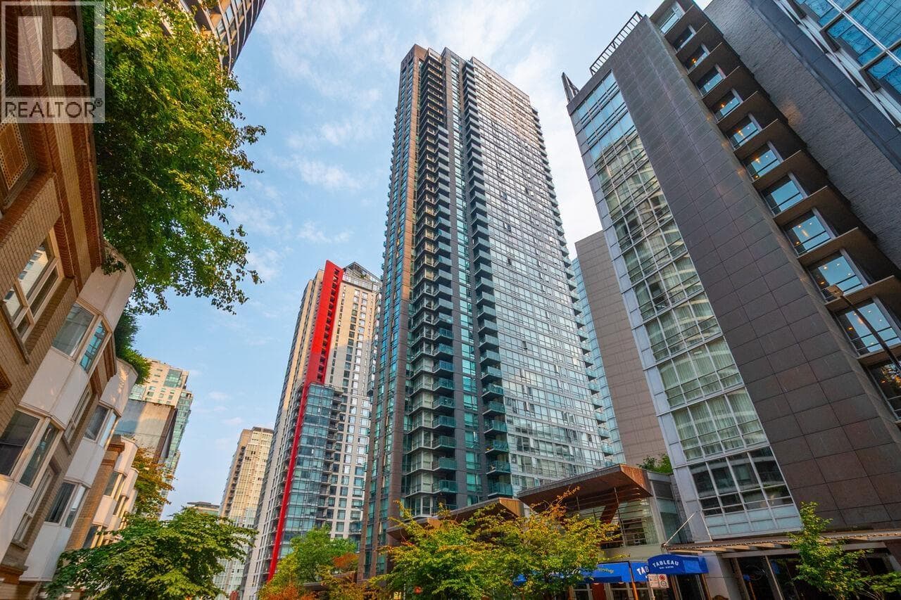 507 1189 Melville Street, Vancouver: photo 1 of 32