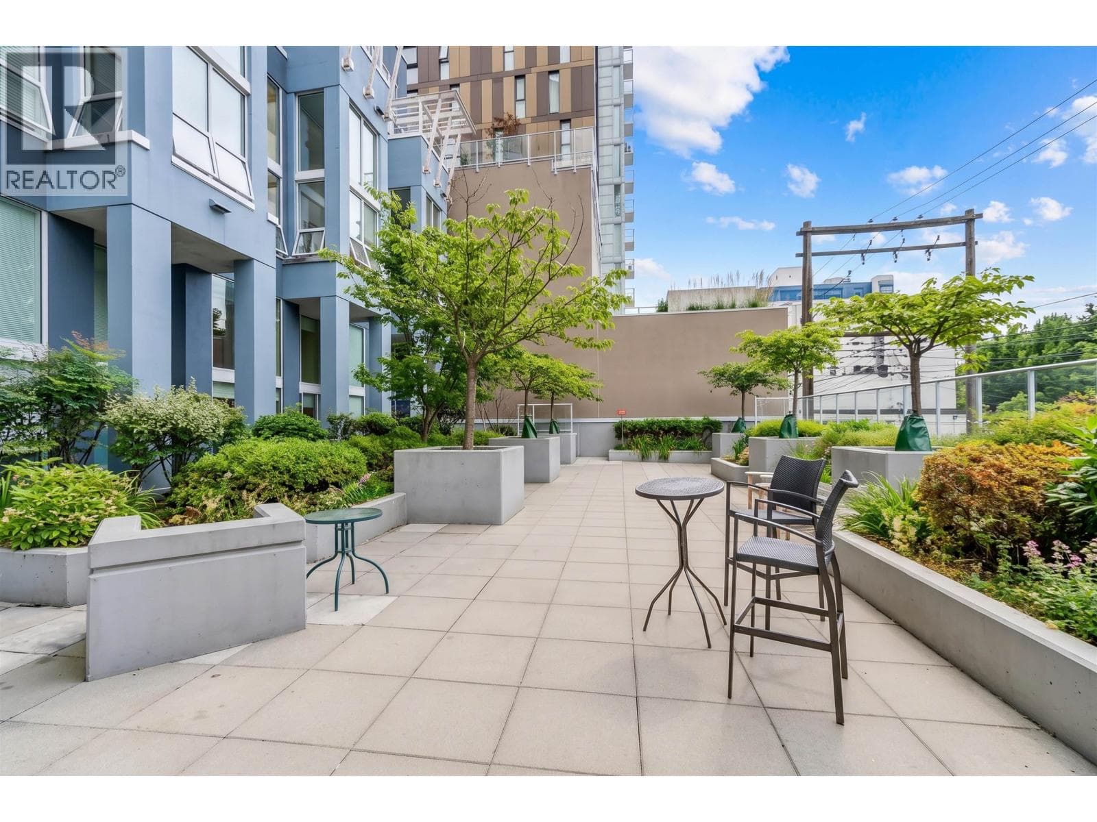 1006 933 Seymour Street, Vancouver: photo 1 of 14
