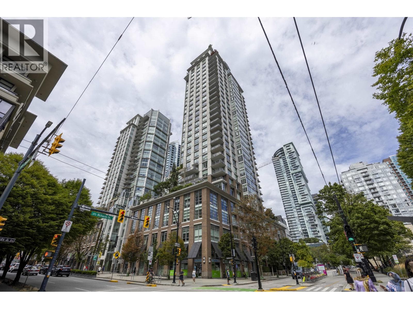 1101 535 Smithe Street, Vancouver: photo 1 of 26