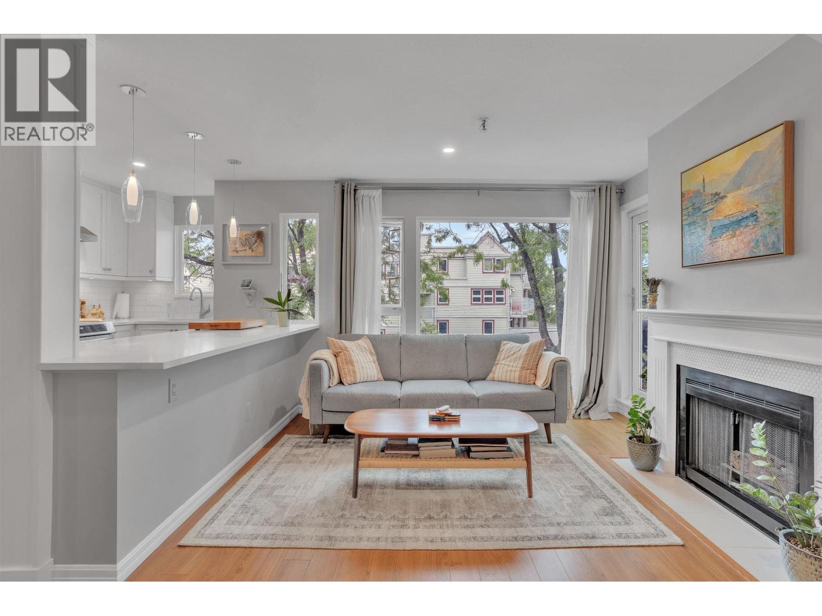 315 2020 W 8th Avenue, Vancouver: photo 1 of 20