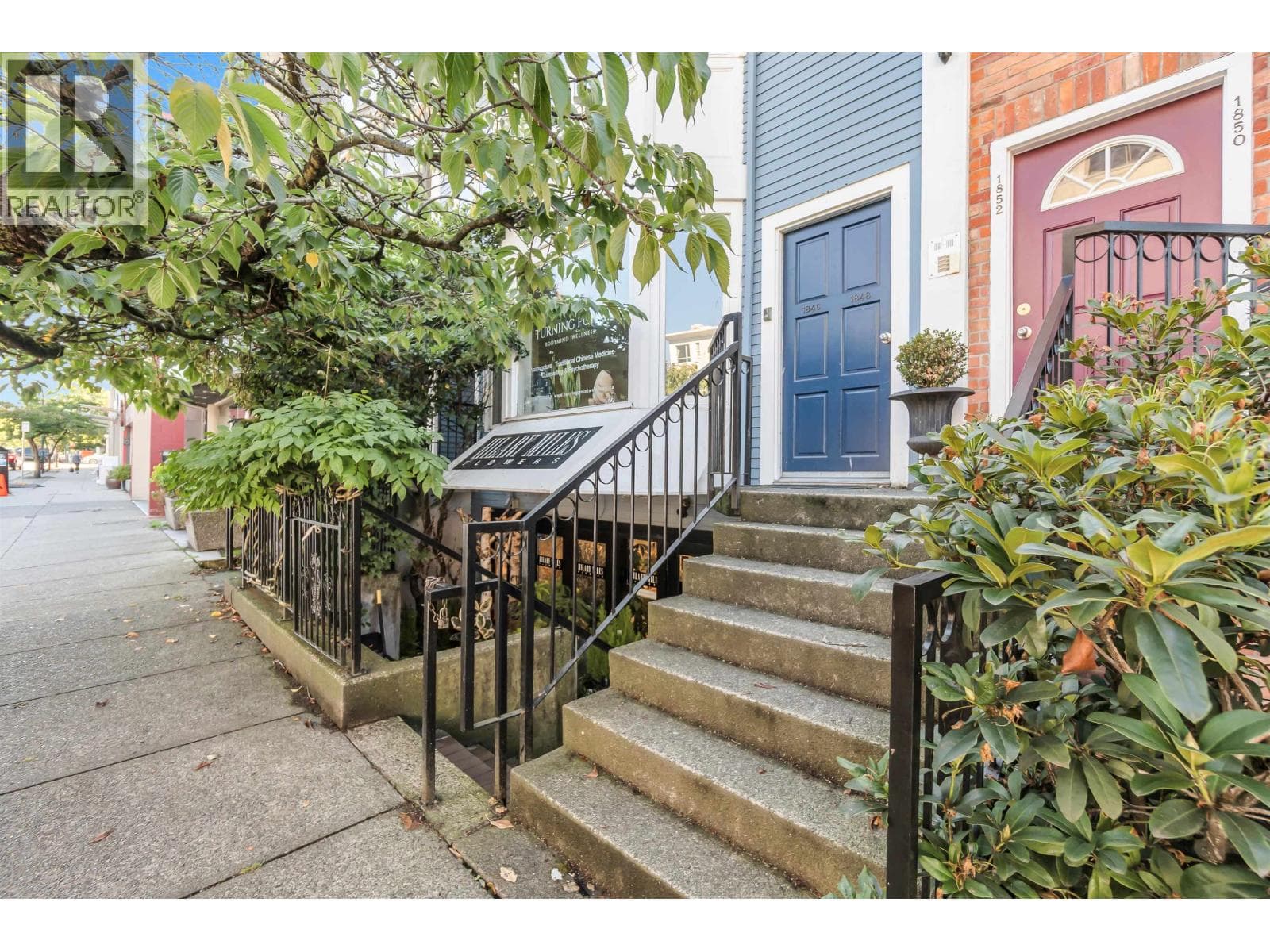 1848 W 1st Avenue, Vancouver: photo 1 of 38