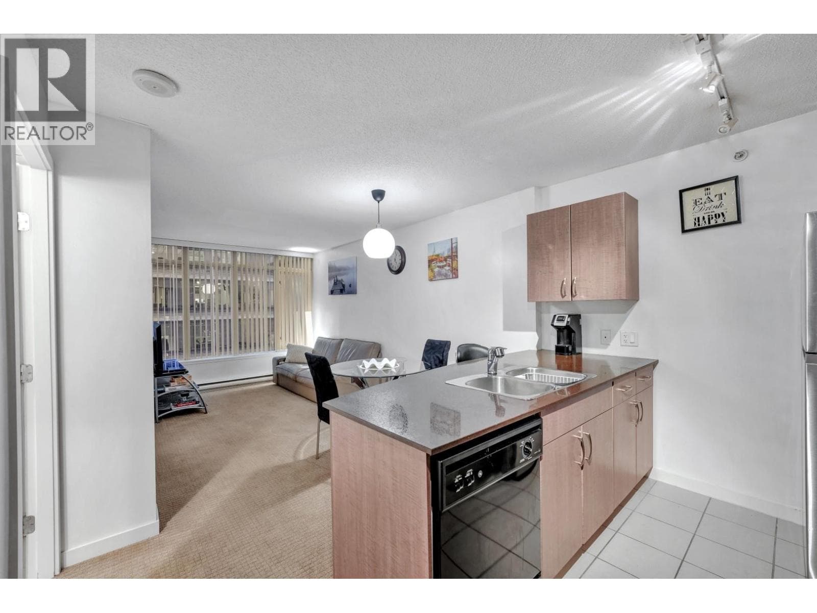 1506 610 Granville Street, Vancouver: photo 1 of 21