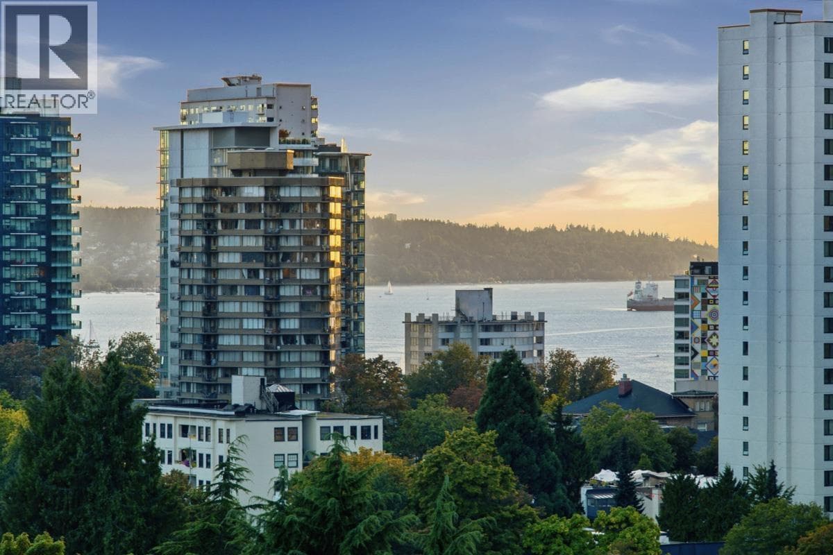 1301 1408 Robson Street, Vancouver: photo 1 of 32