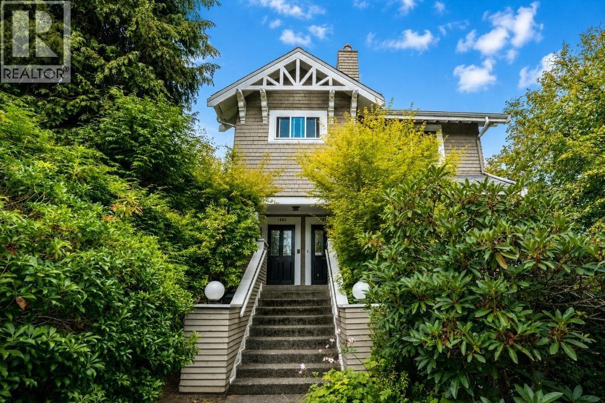 1903 W 14th Avenue, Vancouver: photo 1 of 31