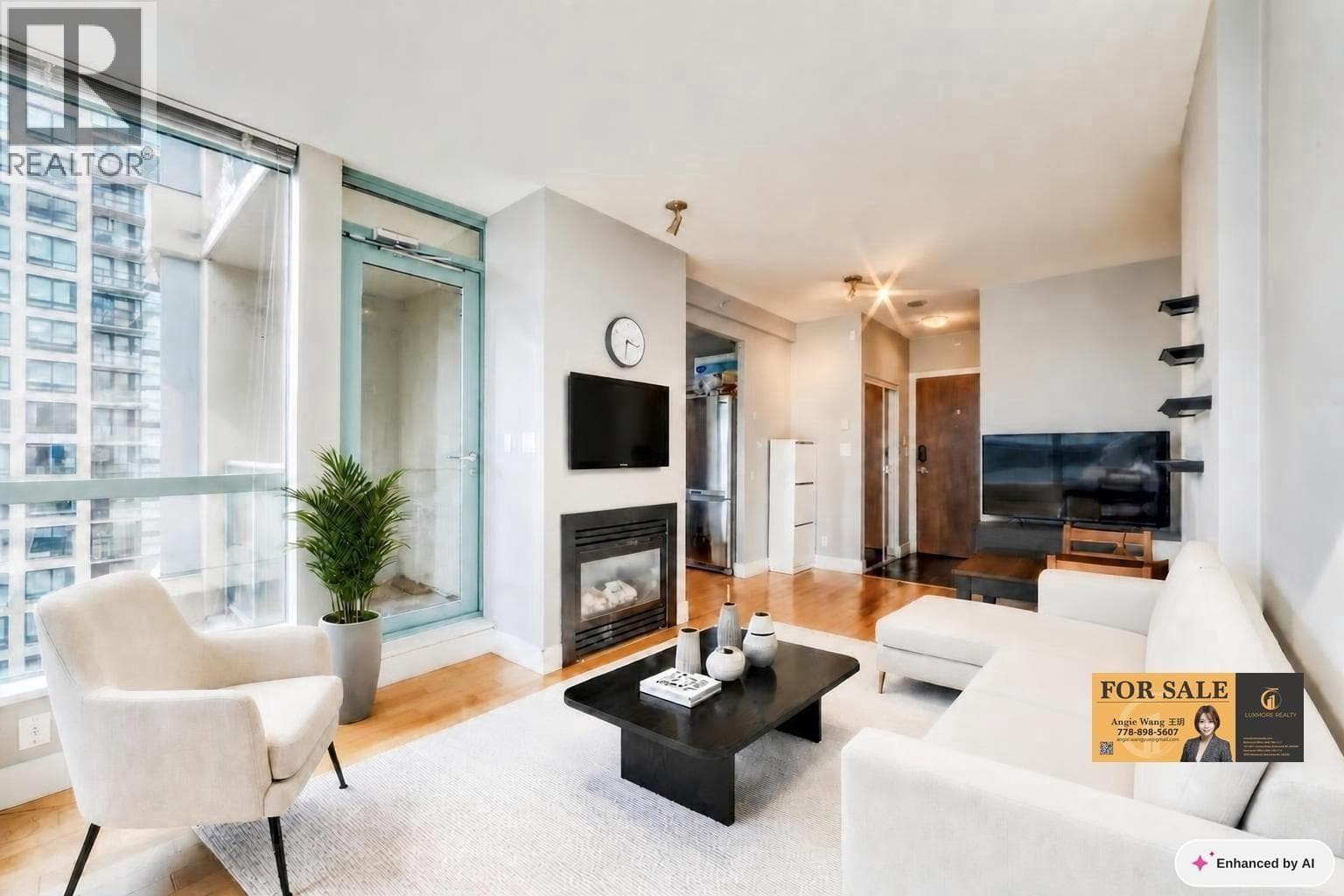 1003 1238 Burrard Street, Vancouver: photo 1 of 18